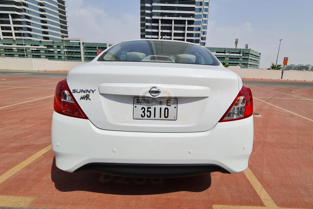 Beyaz Nissan Güneşli 2022 for rent in Dubai 7